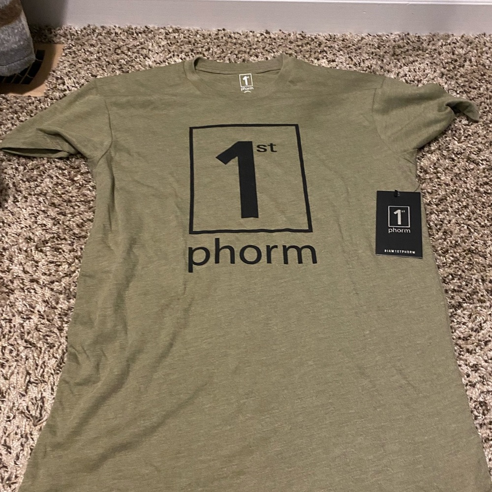 NWT 1st Phorm t shirt